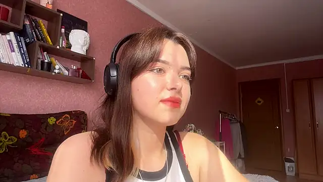 Snapshot of PUP_PUP_Sea chatting on 09.14.25 PUP PUP Sea online show from 09.14.25