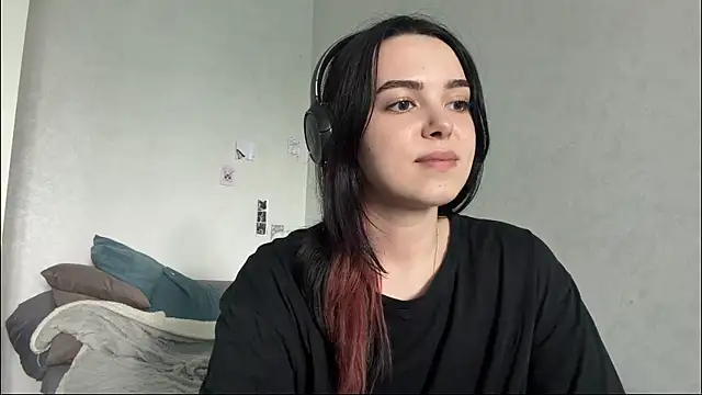 Snapshot of PUP_PUP_Sea chatting on 07.28.26 PUP PUP Sea online show from 07.28.26