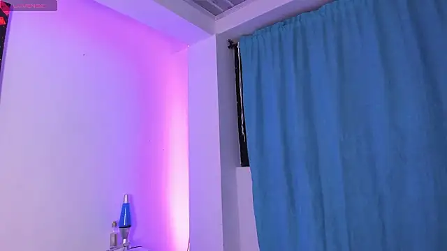 MiaVillalobos online show from 02.03.26