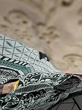 whitelady15 online show from 10.22.25