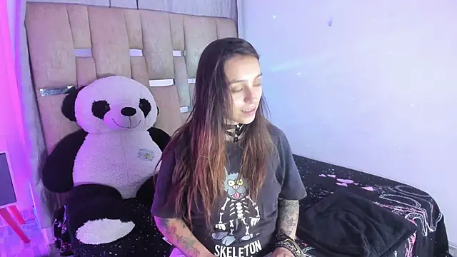 JulianaCarter online show from 11.20.25