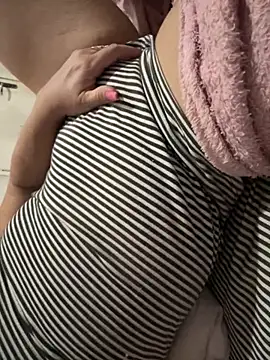 Snapshot of MaluLemos chatting on 09.09.25 MaluLemos online show from 09.09.25