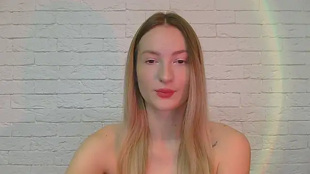 Snapshot of Alice_Sweet_01 chatting on 11.22.25 Alice Sweet 01 online show from 11.22.25