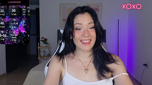 Eliih 01 online show from 10.19.25