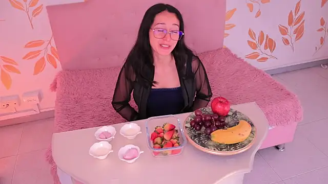 Ginevra esposito online show from 02.07.26