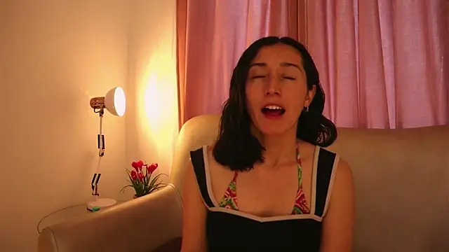 Ginevra esposito online show from 06.04.26