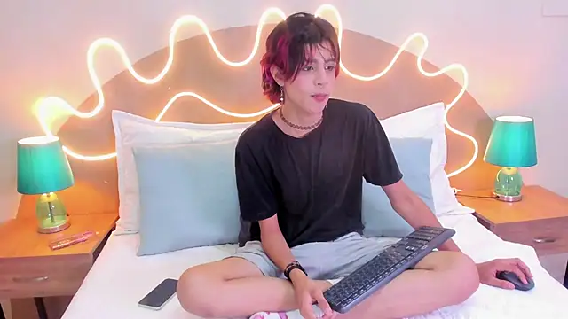 Dan Copers online show from 10.04.25