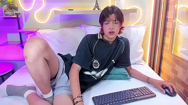 Dan Copers online show from 10.17.25