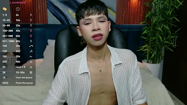 Snapshot of dilan_911 chatting on 11.05.25 dilan 911 online show from 11.05.25