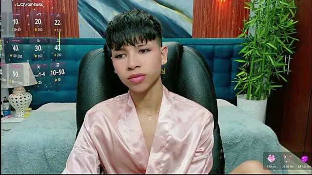 Snapshot of dilan_911 chatting on 02.13.26 dilan 911 online show from 02.13.26