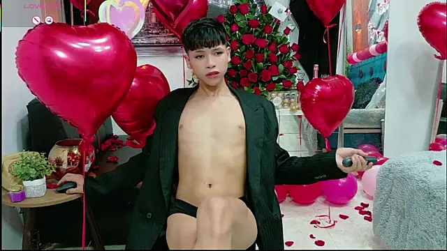 Snapshot of dilan_911 chatting on 02.14.26 dilan 911 online show from 02.14.26