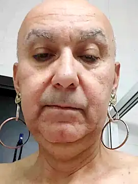 Emily de Carla online show from 04.16.26