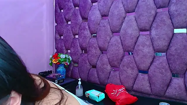 miaharvey 69 online show from 12.15.25