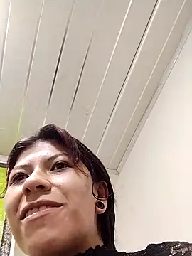 Raven Rouge  online show from 03.28.26