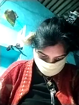 Snapshot of Hot-qwer chatting on 12.16.25 Hot-qwer online show from 12.16.25