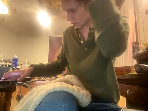 XanderOzzz online show from 11.25.25