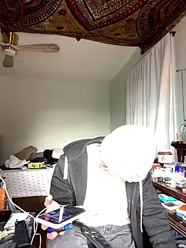 XanderOzzz online show from 01.13.26