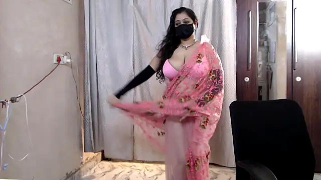 Snapshot of sexy_indianboobs chatting on 07.10.26 sexy indianboobs online show from 07.10.26