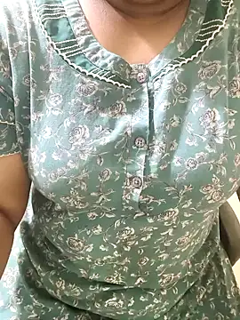 Snapshot of Tamil-rami chatting on 10.12.25 Tamil-rami online show from 10.12.25