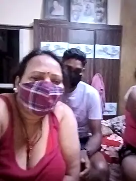 LoveOnStream online show from 02.06.26