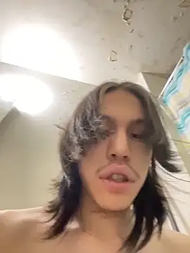 heytherepeoples717 online show from 12.15.25