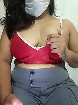 Snapshot of Sakshi4u chatting on 11.27.25 Sakshi4u online show from 11.27.25