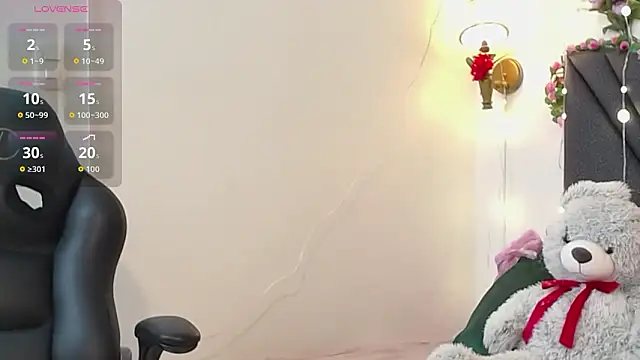 IndraKaur  online show from 02.04.26