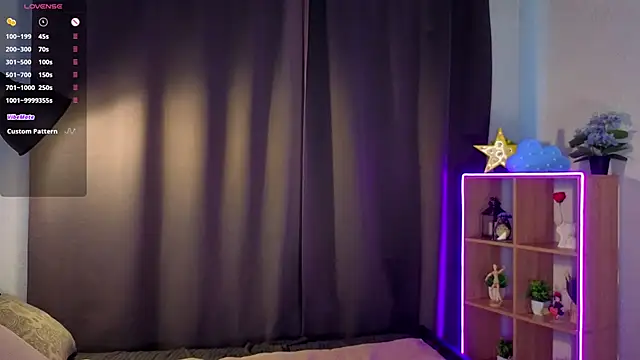 MinaMancilla online show from 09.11.25