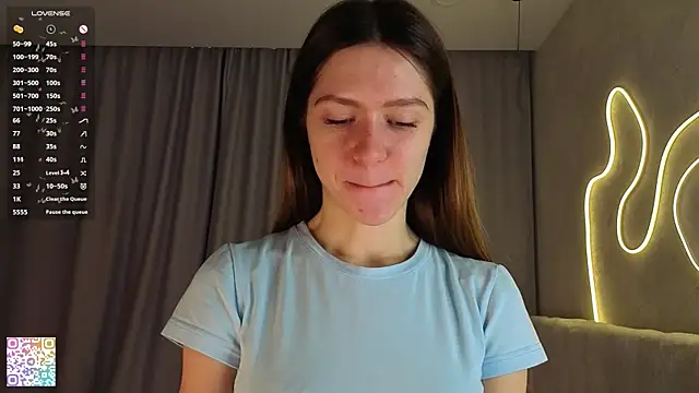 MinaMancilla online show from 10.04.25