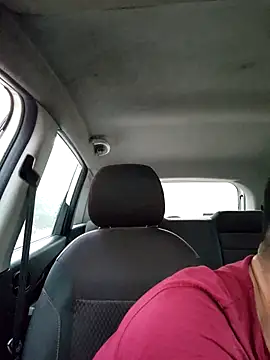 Snapshot of incenciousrage chatting on 10.15.25 incenciousrage online show from 10.15.25