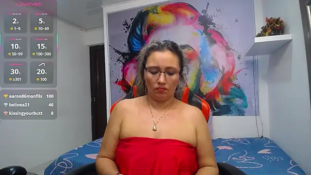 Snapshot of noelia_milf19 chatting on 03.15.26 noelia milf19 online show from 03.15.26