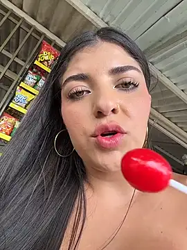 Isaa-Sweet online show from 03.21.26