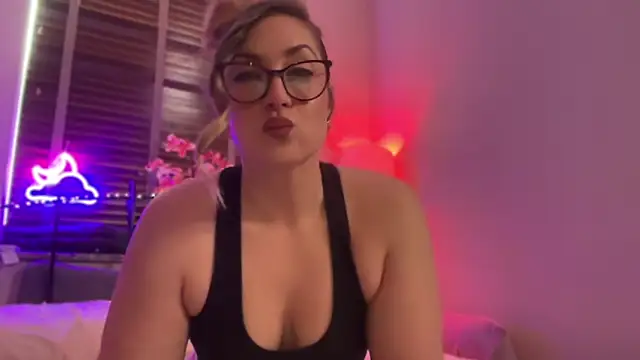 MistresssX online show from 06.10.26