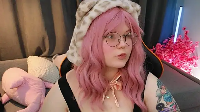 fillisfox  online show from 02.20.26