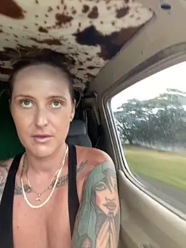 OdetteDelane online show from 10.10.25