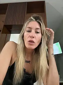 caritadeangellll online show from 11.19.25