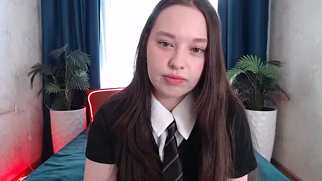 Snapshot of PureLedy chatting on 04.18.26 PureLedy online show from 04.18.26