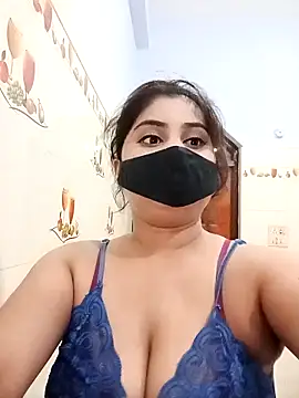 Snapshot of Hot-Soniya733 chatting on 04.01.26 Hot-Soniya733 online show from 04.01.26