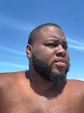 Snapshot of mistermidnightsnack chatting on 09.22.25 mistermidnightsnack online show from 09.22.25