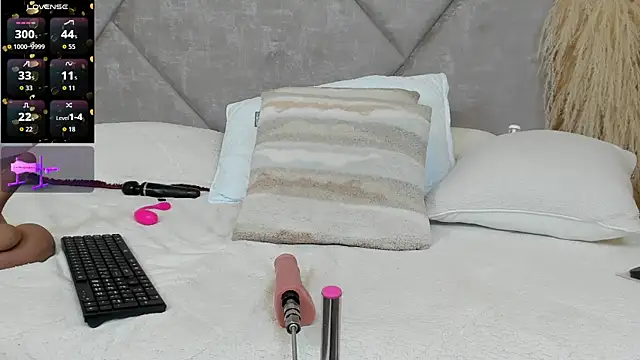 Mommy Naughty online show from 03.26.26