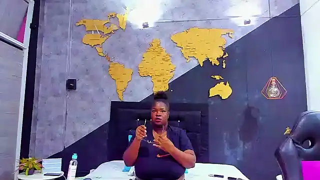 Maiam  Rossi online show from 10.15.25