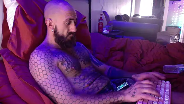Bearlyfuckinglogan online show from 08.03.26