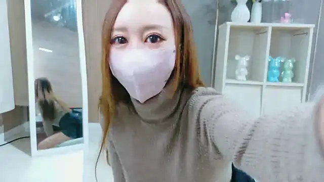Snapshot of Xoxo__RUKA__xoxO chatting on 10.15.25 Xoxo  RUKA  xoxO online show from 10.15.25