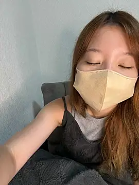 yuuhichan online show from 10.13.25