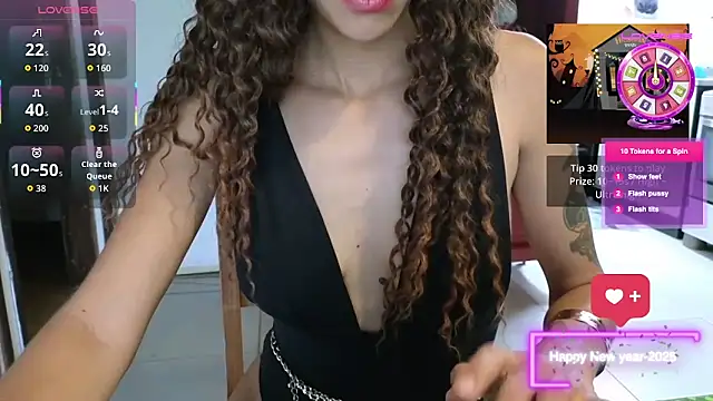 Snapshot of Goddesmyy chatting on 10.17.25 Goddesmyy online show from 10.17.25