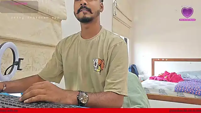 Snapshot of mrbuddy85 chatting on 11.05.25 mrbuddy85 online show from 11.05.25