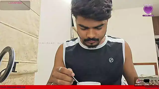 Snapshot of mrbuddy85 chatting on 11.11.25 mrbuddy85 online show from 11.11.25