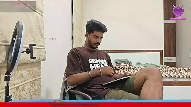 Snapshot of mrbuddy85 chatting on 11.13.25 mrbuddy85 online show from 11.13.25