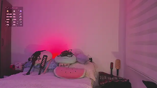 Snapshot of K2xxKrawl chatting on 02.20.26 K2xxKrawl online show from 02.20.26