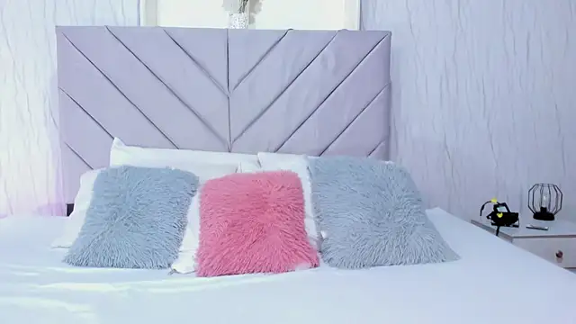 Snapshot of Victoria_Guzman chatting on 02.09.26 Victoria Guzman online show from 02.09.26